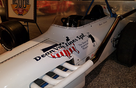 Dean Van Lines car