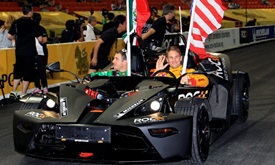 Thumbnail for Hunter-Reay prepares to take on the world