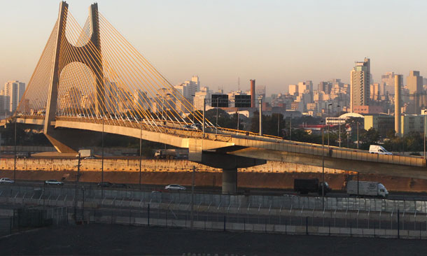 thumbnail for The Sao Paulo race setup: Risk vs. reward circuit