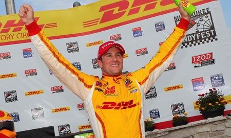 thumbnail for Hunter-Reay repeats win in the Milwaukee IndyFest