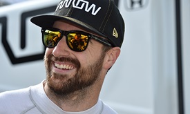 Thumbnail for Hinchcliffe back on IMS oval and back to his old self