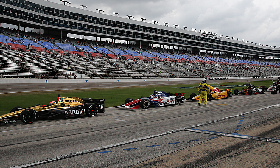 Red Flag of the Firestone 600