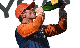 Thumbnail for Dixon's cool drive yields victory in Toronto, extends points lead