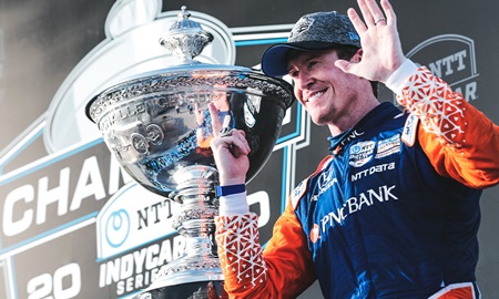 thumbnail for Newgarden Wins at St. Pete, Falls 16 Points Short of Champion Dixon in Dramatic Race