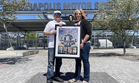 Thumbnail for BorgWarner, Unser Help ‘Wreath Lady’ Celebrate 33 Years