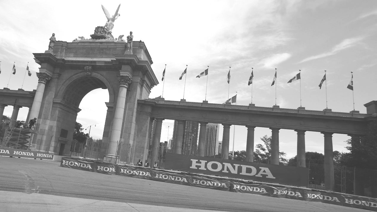 2011 + ' ' + Dario Franchitti