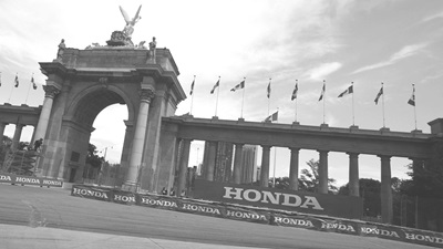 2011 + ' ' + Dario Franchitti